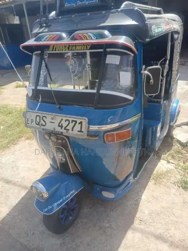 Bajaj Re 2009 Three Wheel (Used)