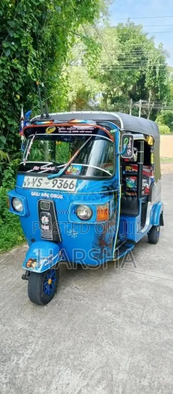 Bajaj Re 2011 Three Wheel (Used)