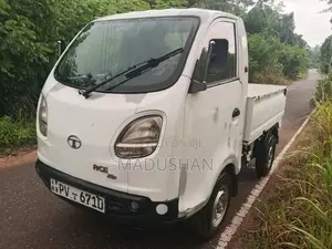 Tata Dimo Batti 2013 Lorry (Used)