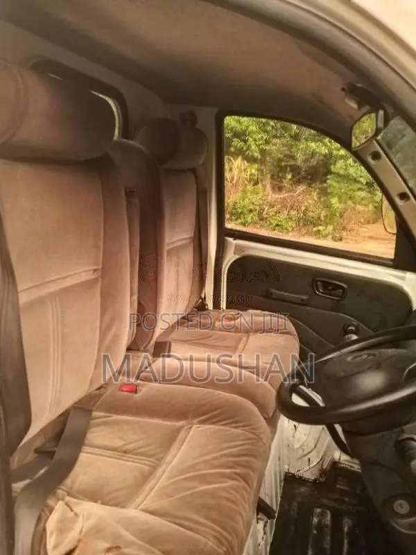 Tata Dimo Batti 2013 Lorry (Used)