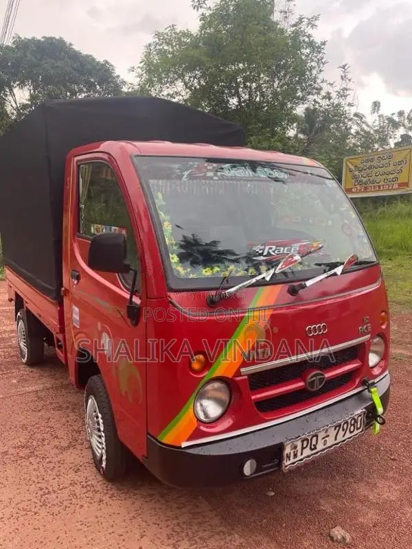 Tata Dimo Batta 2011 Lorry (Used)