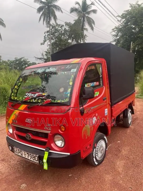 Tata Dimo Batta 2011 Lorry (Used)