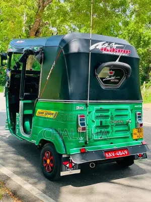Bajaj RE 2015 Three Wheel (Used)