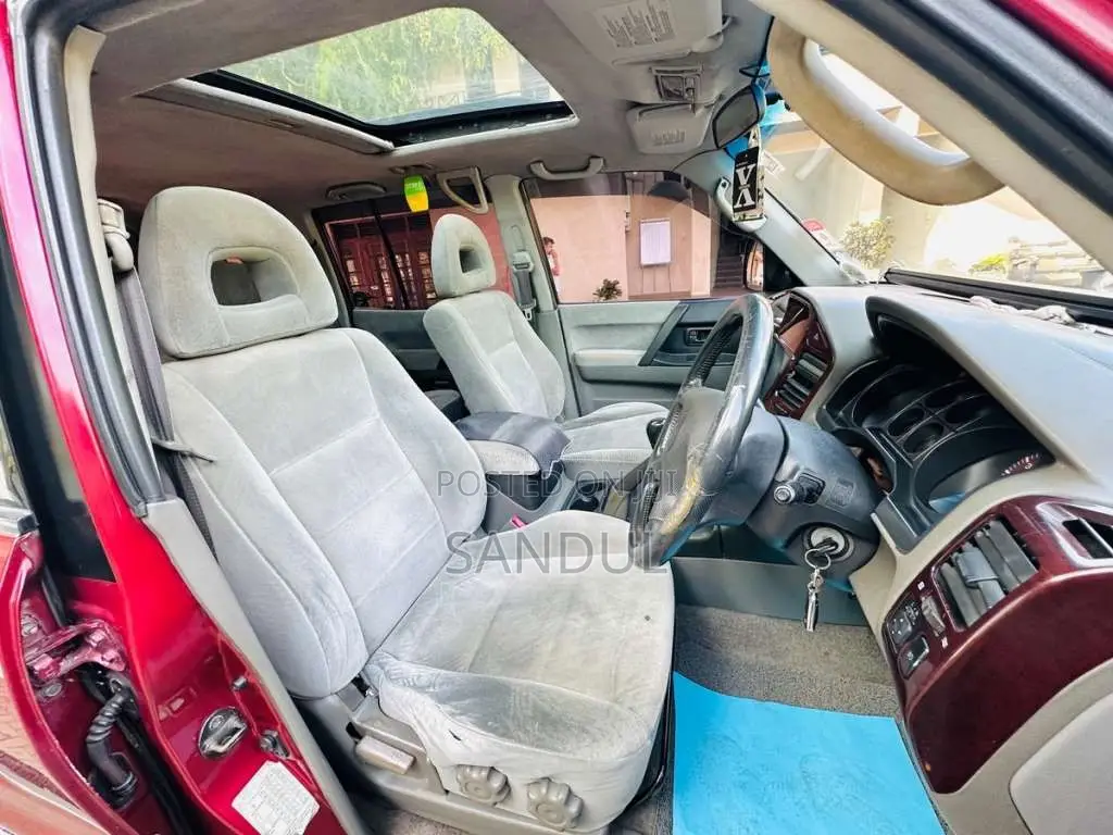Mitsubishi Montero V76 2000 SUV (Used)