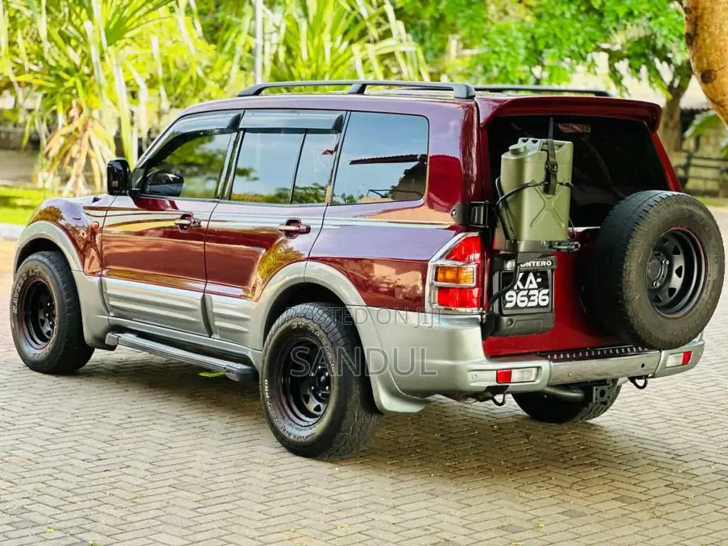 Mitsubishi Montero V76 2000 SUV (Used)