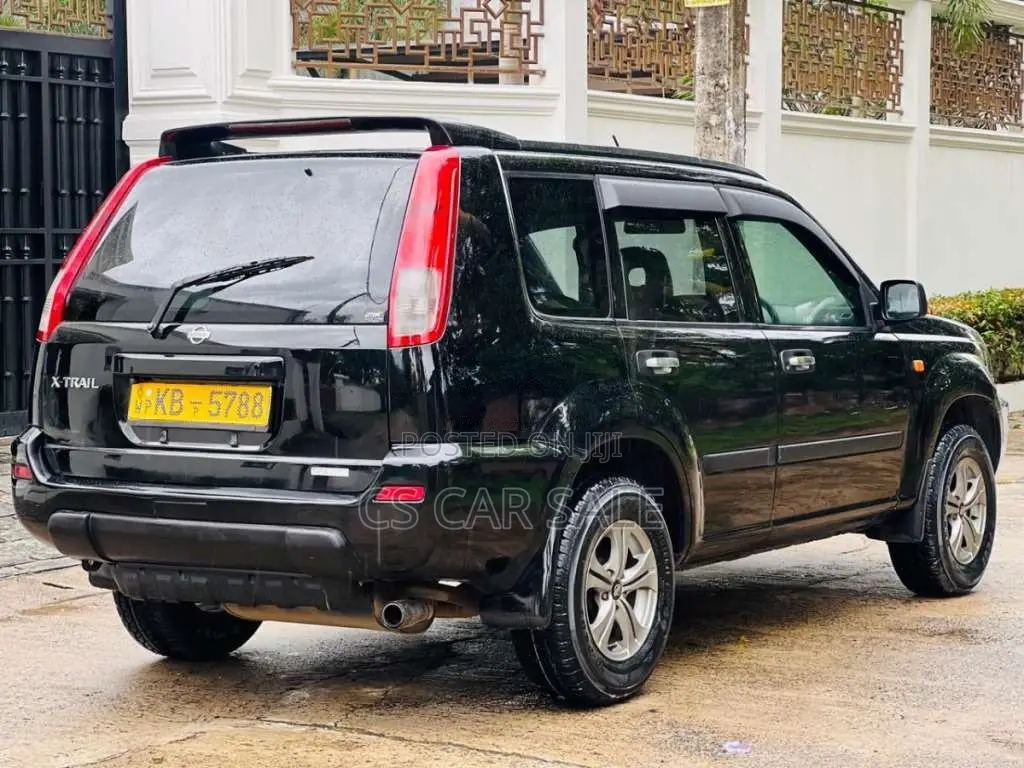 Nissan X-TRAIL 2004 SUV (Used)