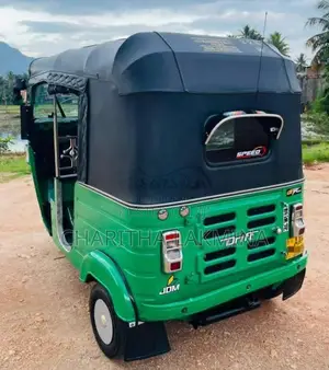Bajaj RE 2013 Three Wheel (Used)