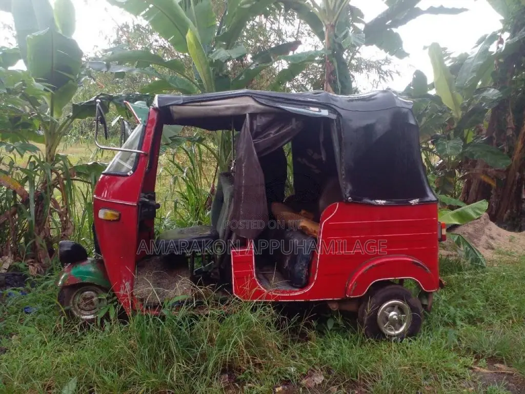 Bajaj 2 stroke 1999 Three Wheel Brand New