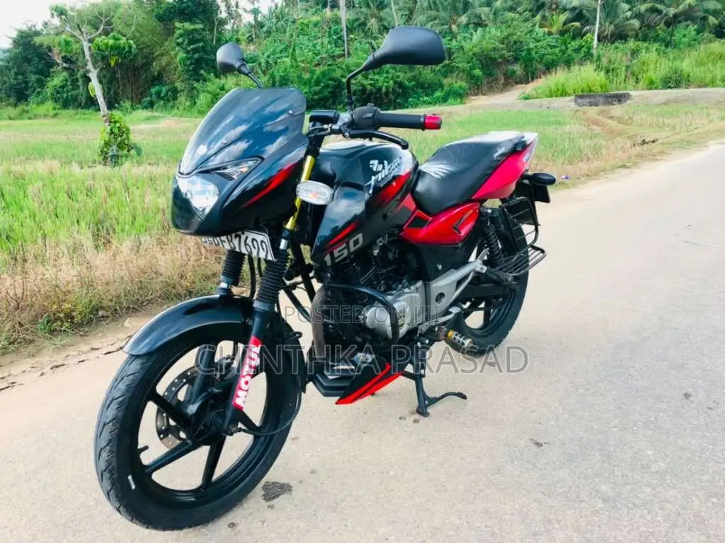 Bajaj Pulsar 2017 Motorbike (Used)