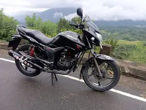 Hero Hunk 2014 Motorbike (Used)