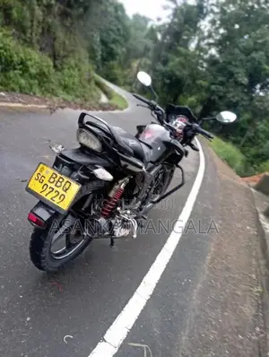 Hero Hunk 2014 Motorbike (Used)
