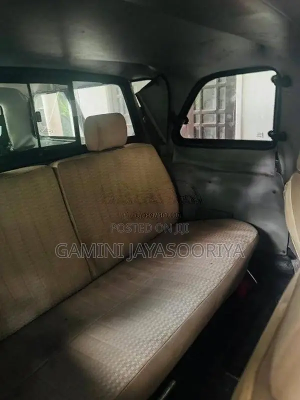Toyota Hilux 2009 Pickup (Used)