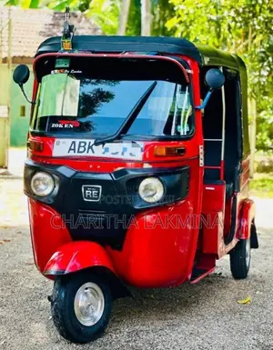 Bajaj 4 Stroke 2016 Three Wheel (Used)