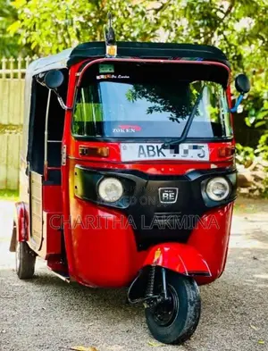 Bajaj 4 Stroke 2016 Three Wheel (Used)