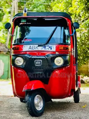 Bajaj 4 Stroke 2016 Three Wheel (Used)