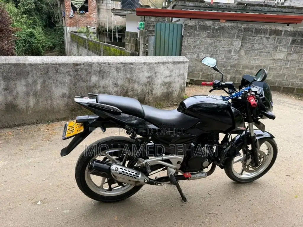 Bajaj Pulsar 180 2010 Motorbike (Used)