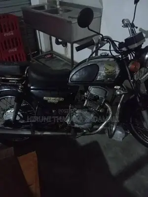 Honda Cd125 1982 Motorbike (Used)