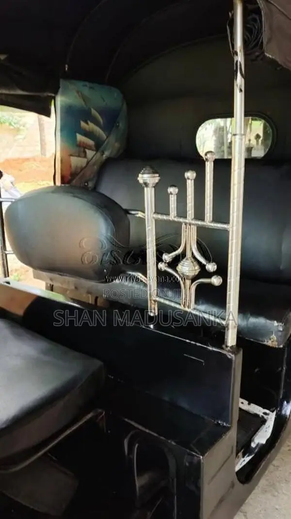 Bajaj 4 Stroke 2015 Three Wheel (Used)