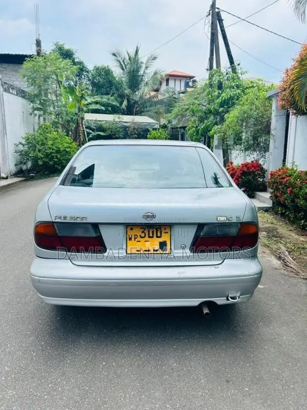 Nissan Pulsar 1998 Car (Used)