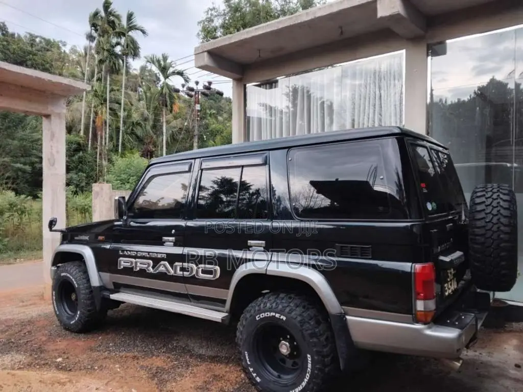 Toyota Land Cruiser Box Prado BJ75 1987 SUV (Used)