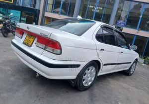 Nissan FB15 2000 Car (Used)
