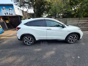 Honda Vezel Rs Sensing 2016 SUV (Used)