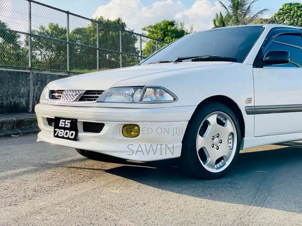 Toyota Carina 1998 Car (Used)