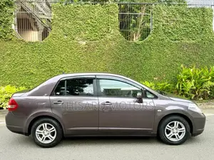 Nissan Tiida LATIO 2008 Car (Used)