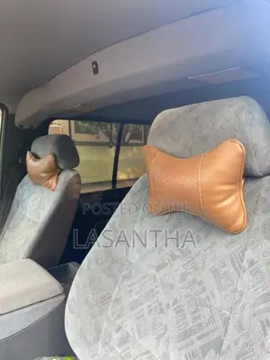 Toyota Shell 1993 Van (Used)
