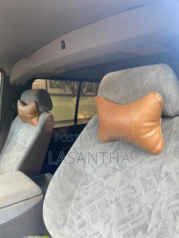 Toyota Shell 1993 Van (Used)