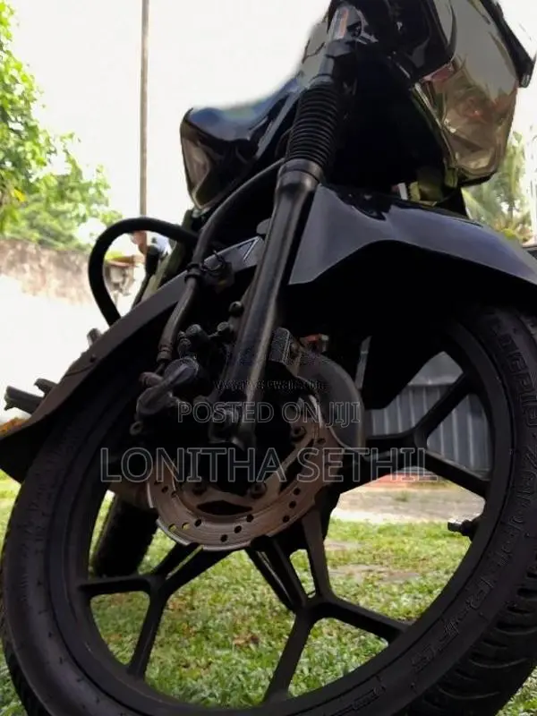 Bajaj Discover 2013 Motorbike (Used)
