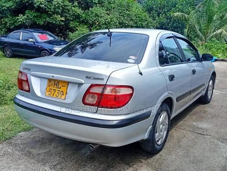 Nissan N16 Ex Saloon 2000 Car (Used)