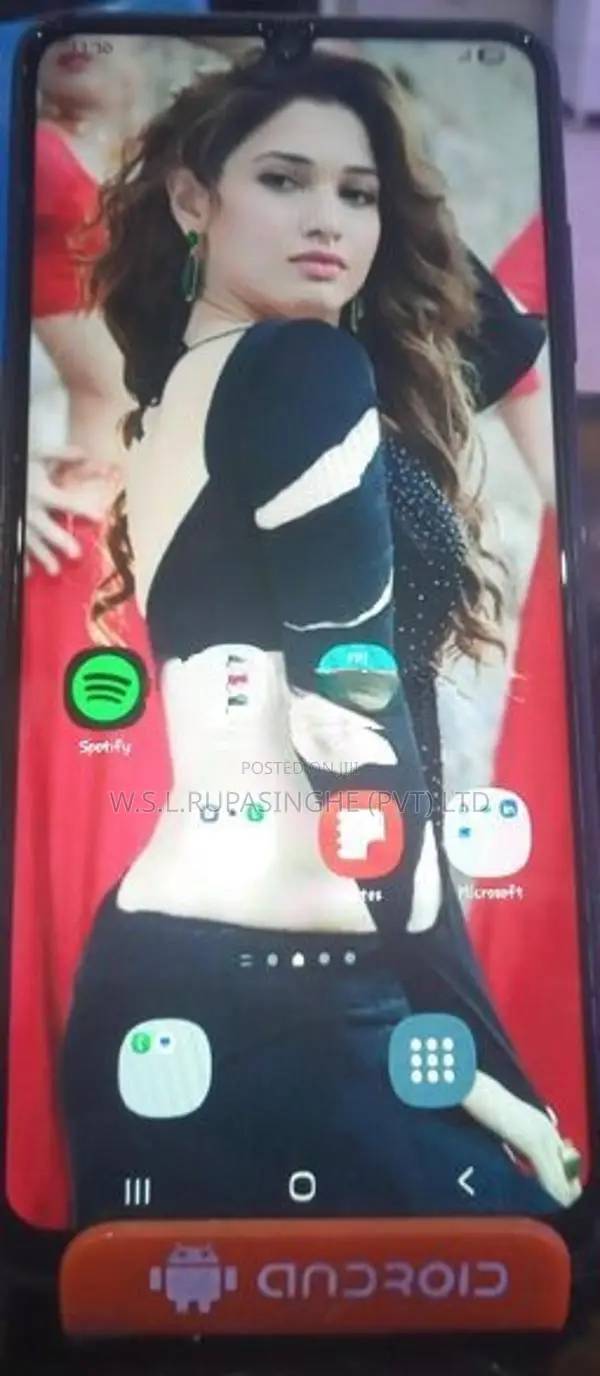 Samsung Galaxy A06 SMART PHONE (Used)
