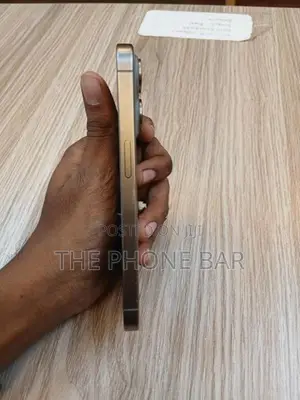 Apple iPhone 15 Pro (Used)