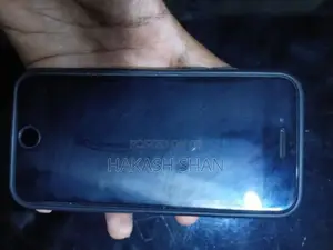 Apple iPhone 8 (Used)