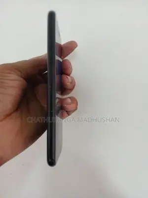 Apple iPhone SE (Used)