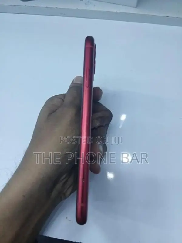 Apple iPhone 11 (Used)