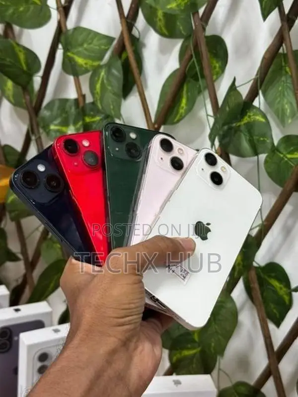 Apple iPhone 13 256GB Full Box ' (Used)