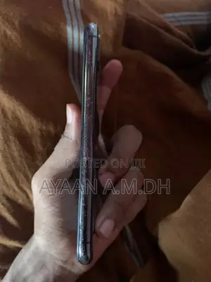 Apple iPhone XS (Used)
