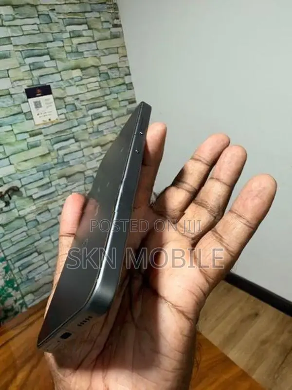 Vivo X300 12GB 256GB 5G (Used)