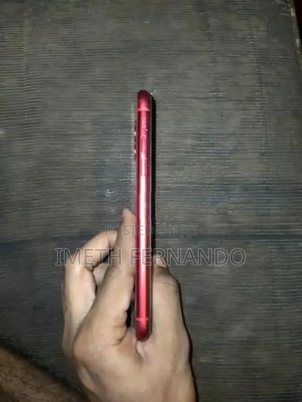Apple iPhone 11 (Used)