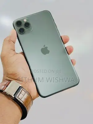 Apple iPhone 11 Pro Max 256GB Full Set (Used)