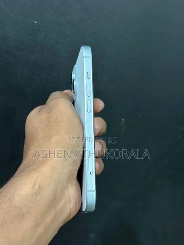 Apple iPhone 15 (Used)