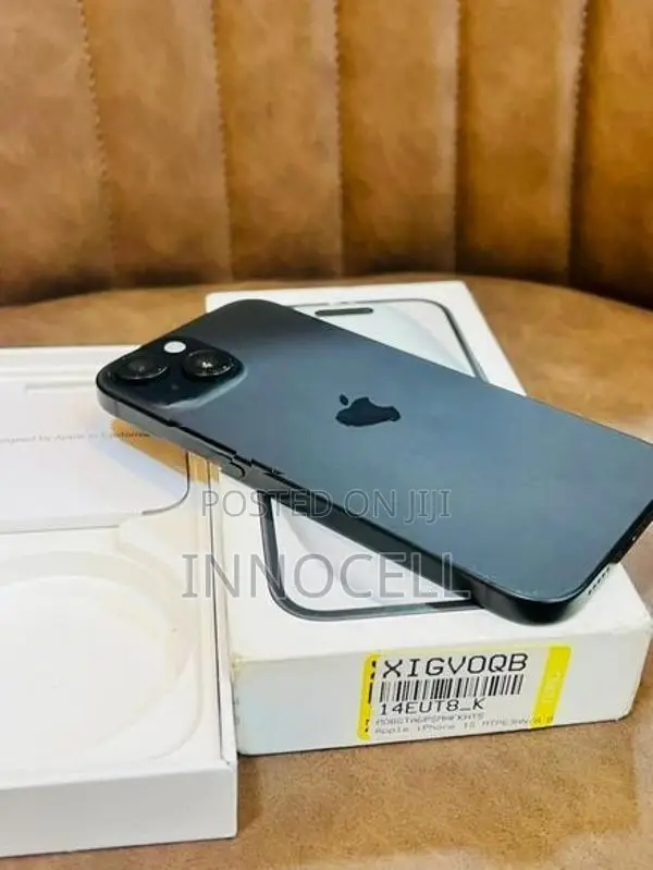 Apple iPhone 15 256GB (Used)