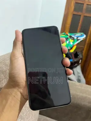 Apple iPhone 11 Pro Max (Used)