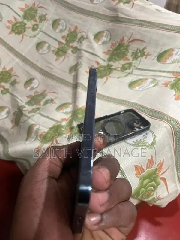 Apple iPhone 12 Pro (Used)
