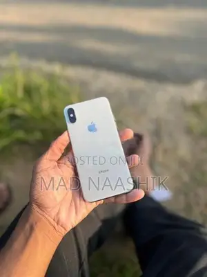 Apple iPhone XS (Used)