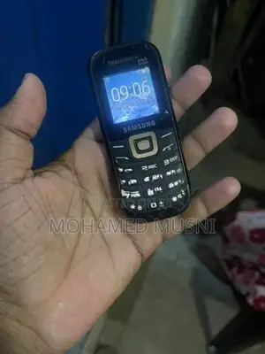 Samsung E1200 (Used)