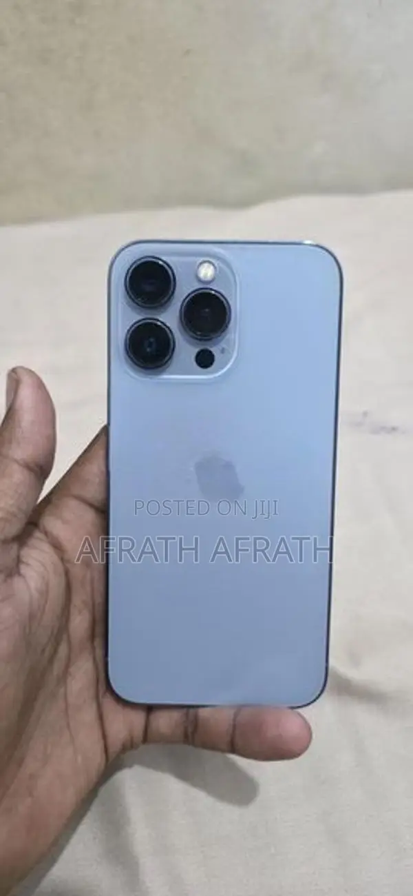 Apple iPhone 13 Pro (Used)