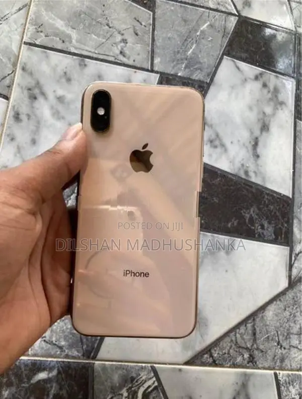 Apple iPhone XS (Used)